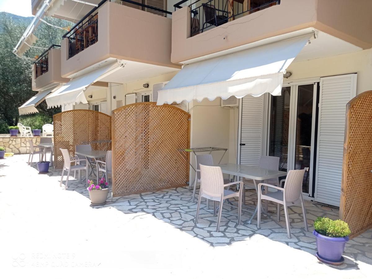 Vessarios Apartment Nikiana Exterior photo