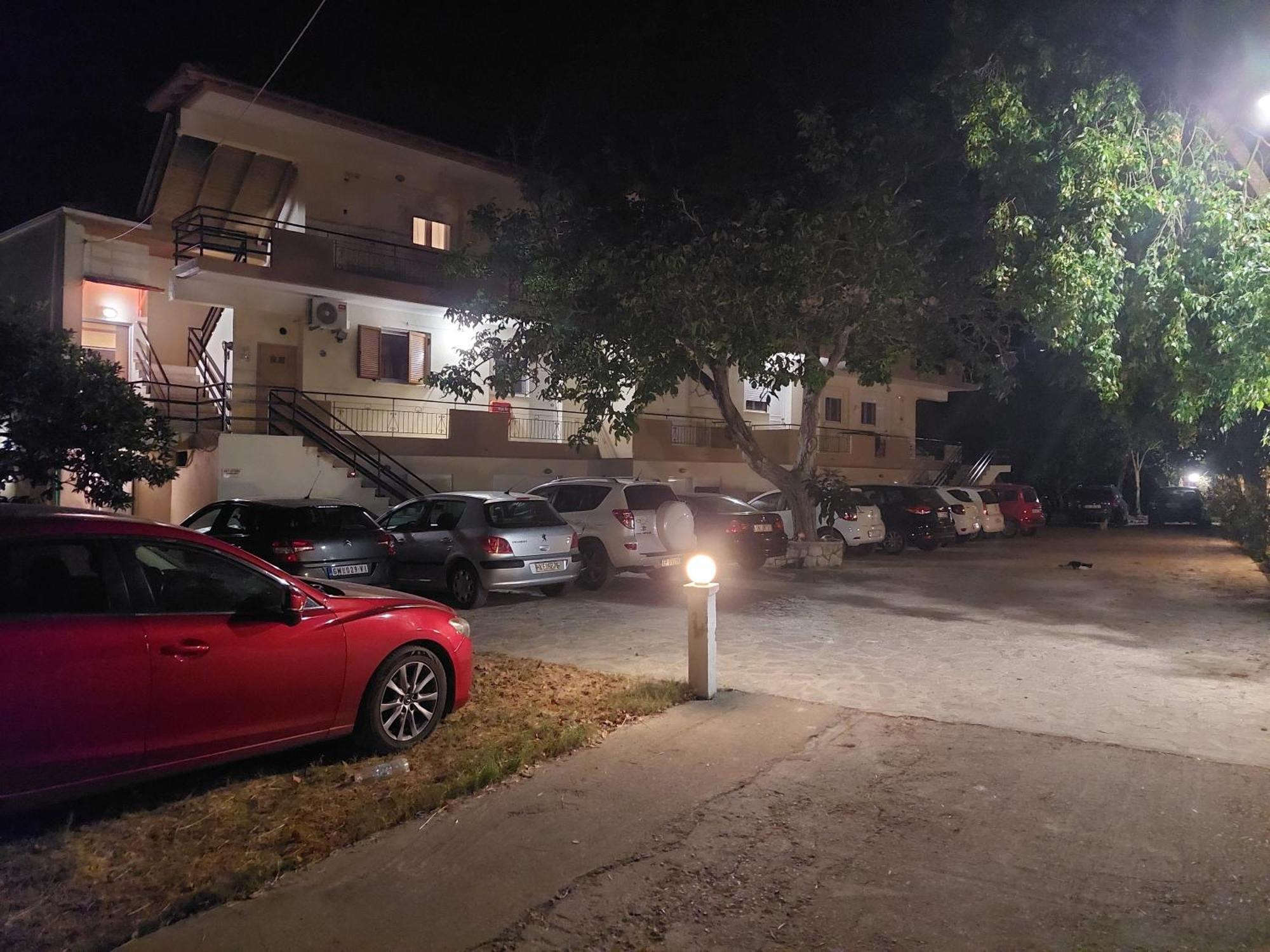 Vessarios Apartment Nikiana Exterior photo